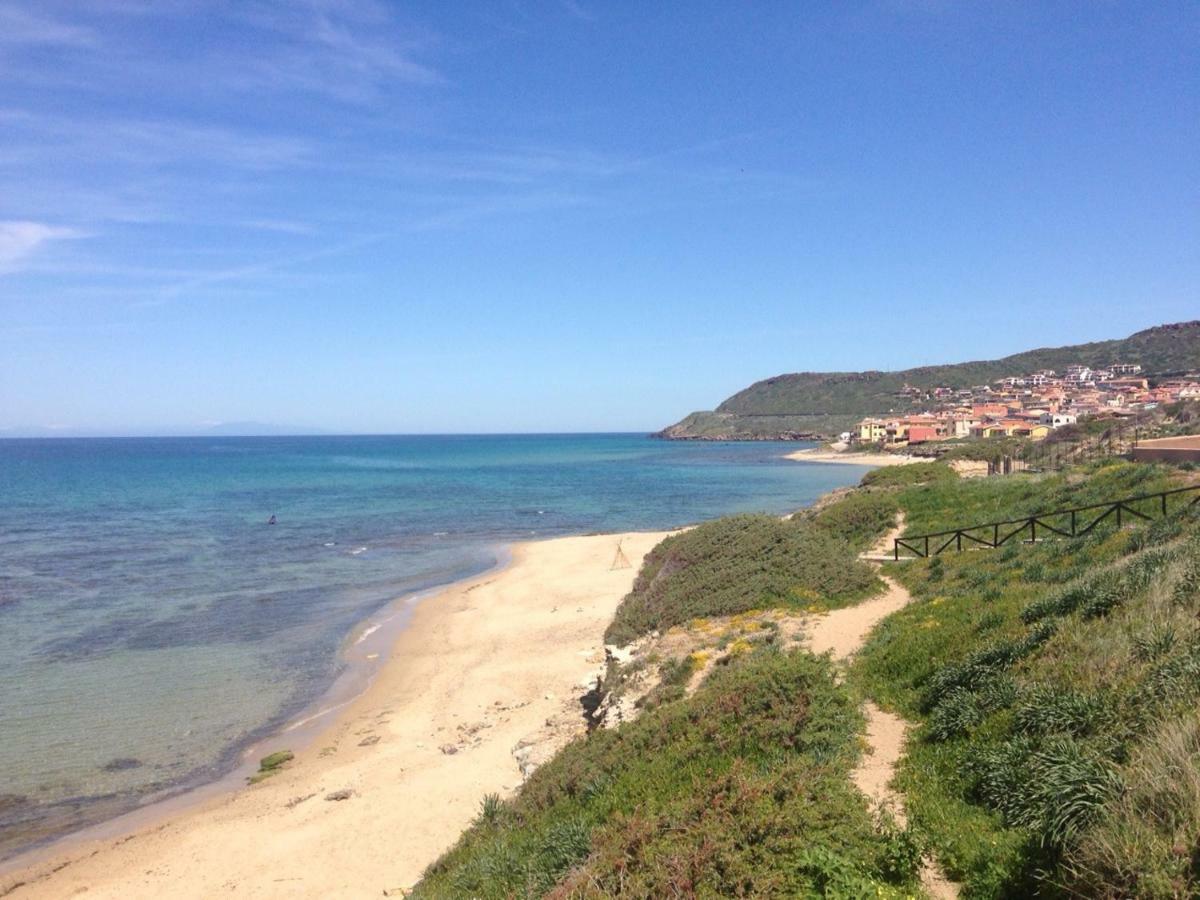 Appartamento Aria 150M Dal Mare Castelsardo Bagian luar foto